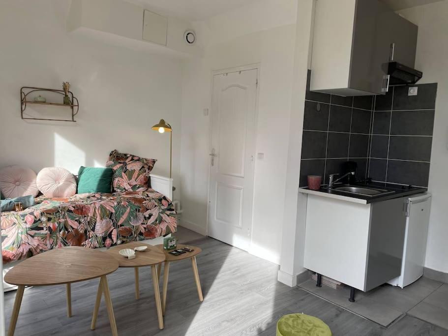 Charming Bright Sunny Studio Near Canal St Martin Paryż Zewnętrze zdjęcie